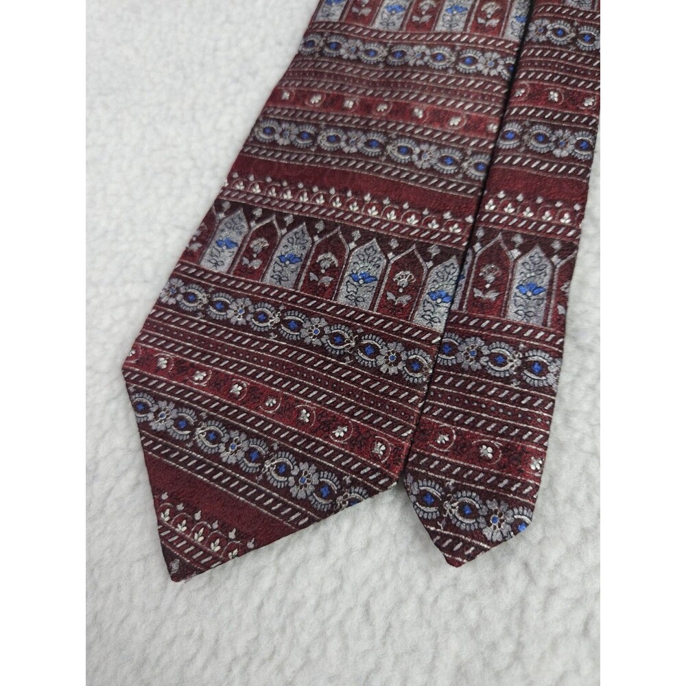 Stafford Executive 100% Silk Tie Geometric Floral Made in USA 4"W x 61"L